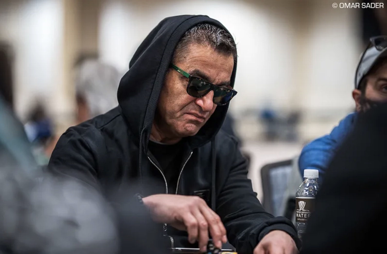 The WSOP Main Event continued with flight 1B, with former champions also advancing